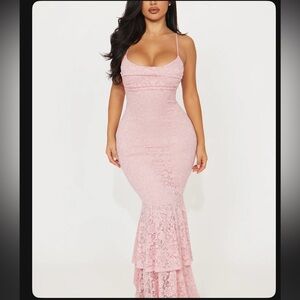 Elegant Lace Maxi Dress